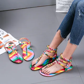 Femei Sandale Colorate Curcubeu Pantofi De Vara Pentru Femeie Beach Sandale Plate Plus Dimensiune Doamnelor Flip Flops Apartamente Diapozitive Papuci De Casă 2020