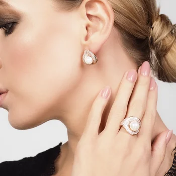 HUADIE set de podoabe pentru femei. Cercei fantezie și o floare în formă de inel cu perle si zirconiu. tendință de moda 2021